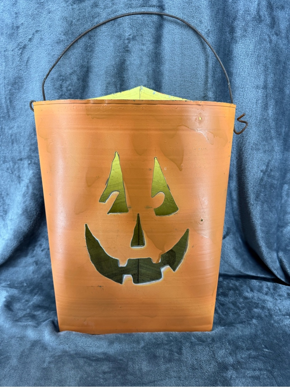Orange & Yellow Metal Jack-O-Lantern Pumpkin Bucket Hanging Decoration